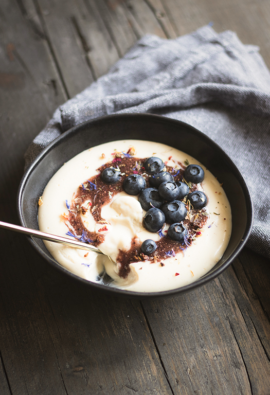 creamy millet pudding with blueberries