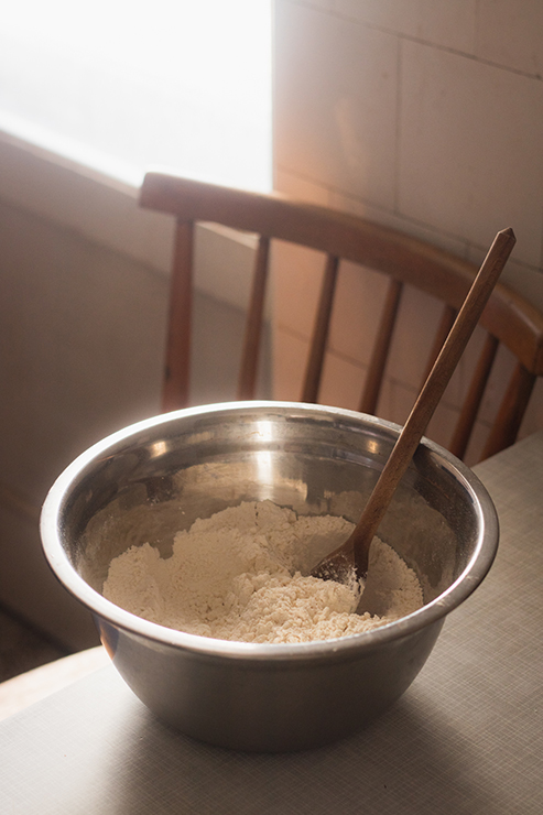 making spelt flour pasta