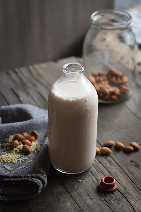 homemade hemp almond milk
